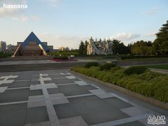 -上海市龙华烈士陵园