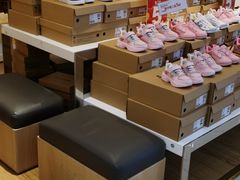 -银泰百货(舟山临城店)