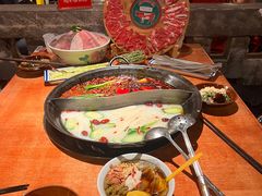 -周小明火锅(黑金冠社区店)