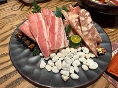 -肉魁屋·烧肉·烧鸟·酒场(高新店)