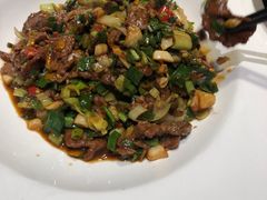 -魏铭鱼头捞饭(晋阳路店)