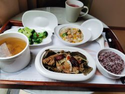 -莉泽月子中心(凯旋江景店)