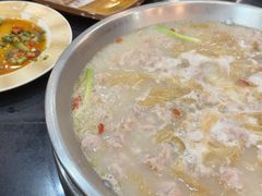-老来福·非遗酸汤兔(凯旋路店)