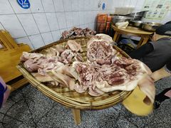 -赵姐猪耳朵饭店