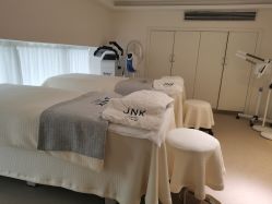 -JNK皮肤管理中心