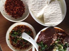 -小杨翘脚牛肉