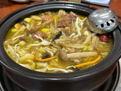 -菌之家·专业纯野生菌火锅·特色炒菌