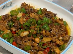 生炒土鸡-小乡小镇·传承桐庐土菜·老板亲自烧的菜