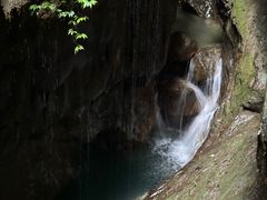 -龙水峡地缝景区