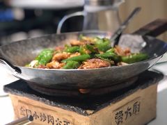 -费大厨辣椒炒肉(高铁吾悦广场店)