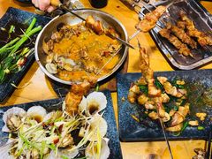 -老东镇啤酒屋海鲜加工·蒸汽海鲜·海鲜烧烤(台东店)