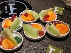 -三出山火锅(南京万象天地店)