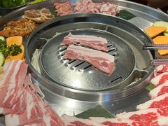 -哈哈碳都·牛肋条无限自助烤肉(宝龙店)