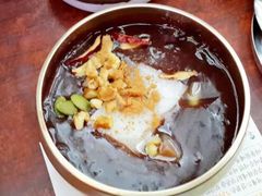 红豆年糕-神仙雪浓汤(明洞店)