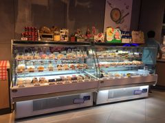 面包甜点陈列柜-盒马鲜生(悠方店)