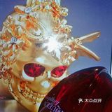 希望哪天它能出现在国内麦昆的专柜上