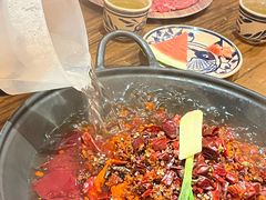 -旧街市鲜货老火锅(大光路店)