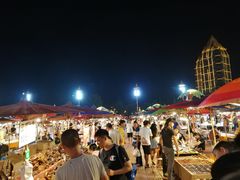 -东南亚风情赶摆街夜市