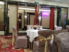 大堂-广州酒家(昌岗地铁站店)