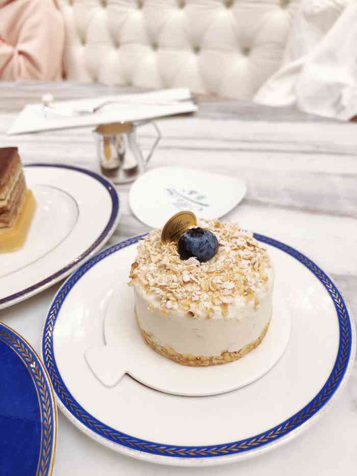 蔡嘉法式甜品(环贸iapm商场店)-"我又来买蛋糕吃了哈哈 看到建行信用