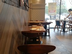 靠窗位-必胜客(桐梓坡店)