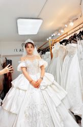 -NaNa婚纱礼服馆
