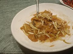 -凤凰园烤鸭店·唐山菜·传承花椒肉(老唐丰路店)