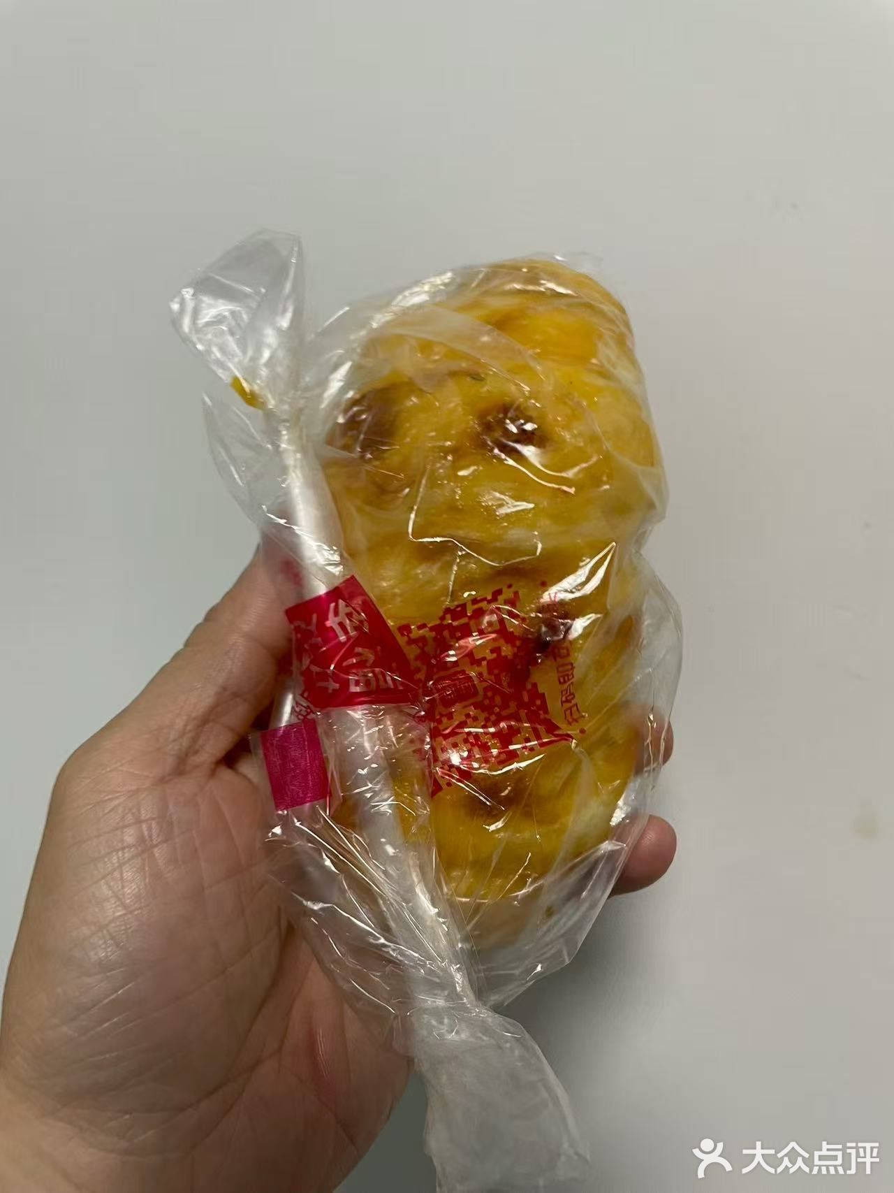 这份外卖太懂夏天!起司热狗咸香,菠萝包甜脆