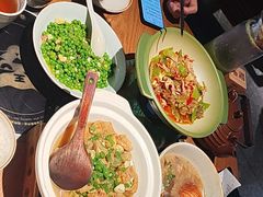 -吃饭皇帝大土家民族菜(荟聚店)