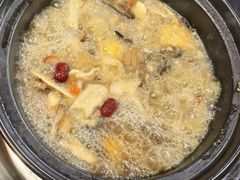 -野菌皇海景野生菌火锅(滨海大道店)