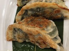 生煎韭菜饺-金华安大酒楼·老牌潮菜·粤式茶点(东方国际店)