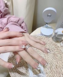 -Girls·日式美学馆·美甲·美睫