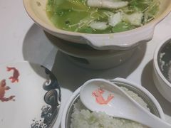 -渝是乎酸菜鱼·川渝小炒(新世界百货望京店)