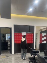 -BULB STUDIO 巴柏明星发型工作室