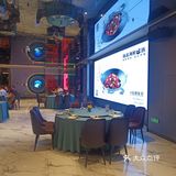 带上男朋友一起，一直听妈妈说这边的海鲜好吃