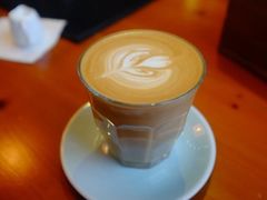 -Be Lived Cafe比例咖啡(摩天轮店)