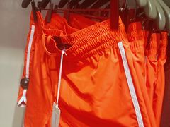 -COS(月星环球港店)