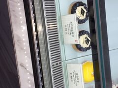 -UNI UNI(环亚凯瑟琳店)