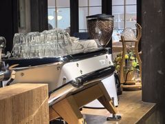 -Metal hands·铁手咖啡