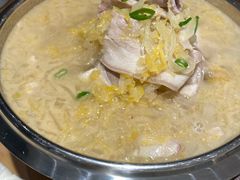 杀猪烩菜-天怡興·百年蒸饺(中心书城店)