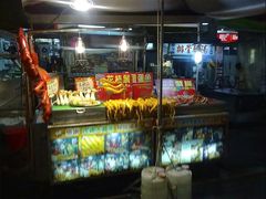 -六合夜市