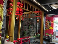 -欠火锅·水牛毛肚·团建聚餐·生日宴(何山路店)