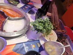 -钢管厂五区小郡肝串串香火锅(人民广场店)