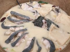 -云中鱼蒸汽石锅鱼(川沙百联店)