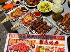 -威记烧嘢·南宁烧烤·超级生牛(绿地店)