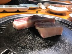 -唯成•韩国炭火烤肉 유성고기