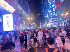 -八一路好吃街(雨田商务大厦店)