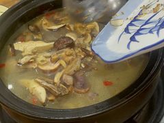-菌之家·专业纯野生菌火锅·特色炒菌