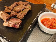 送辣白菜-萨拉伯尔(燕莎友谊商城店)