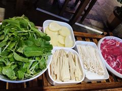 -快活林酸汤鱼鲜品火锅店(甲秀楼店)